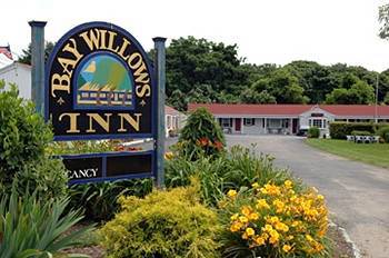 The Bay Willows Inn Middletown Exterior foto
